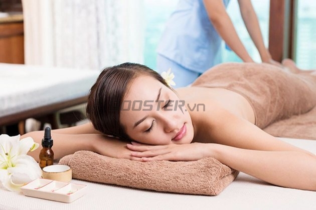 Massage toàn thân giúp khắc phục bị căng cơ bắp chân khi ngủ