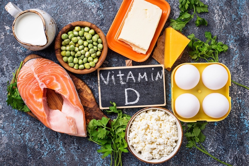 Bổ sung thực phẩm chứa vitamin D vào cơ thể giúp cải thiện đau chân 