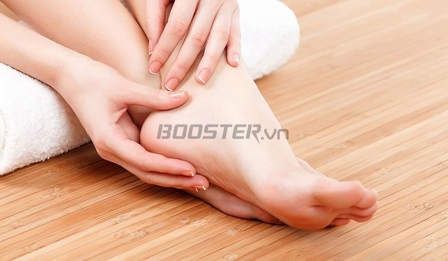 Massage xoa bóp giúp chữa tê bì chân tay nhanh chóng nhất 